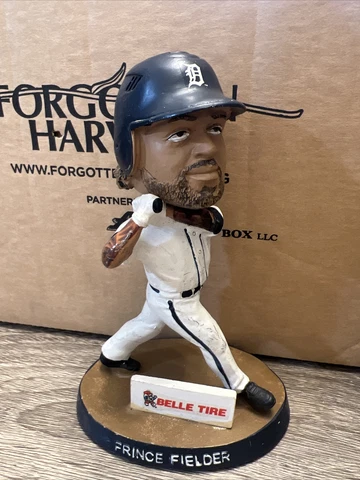 Prince Fielder #28 Detroit Tigers Bobblehead Baseball MLB Belle Tire Cover