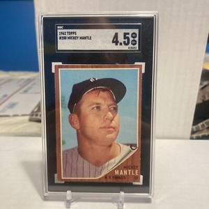 1962 Topps Mickey Mantle #200 Sgc 4.5. Nice Card!
