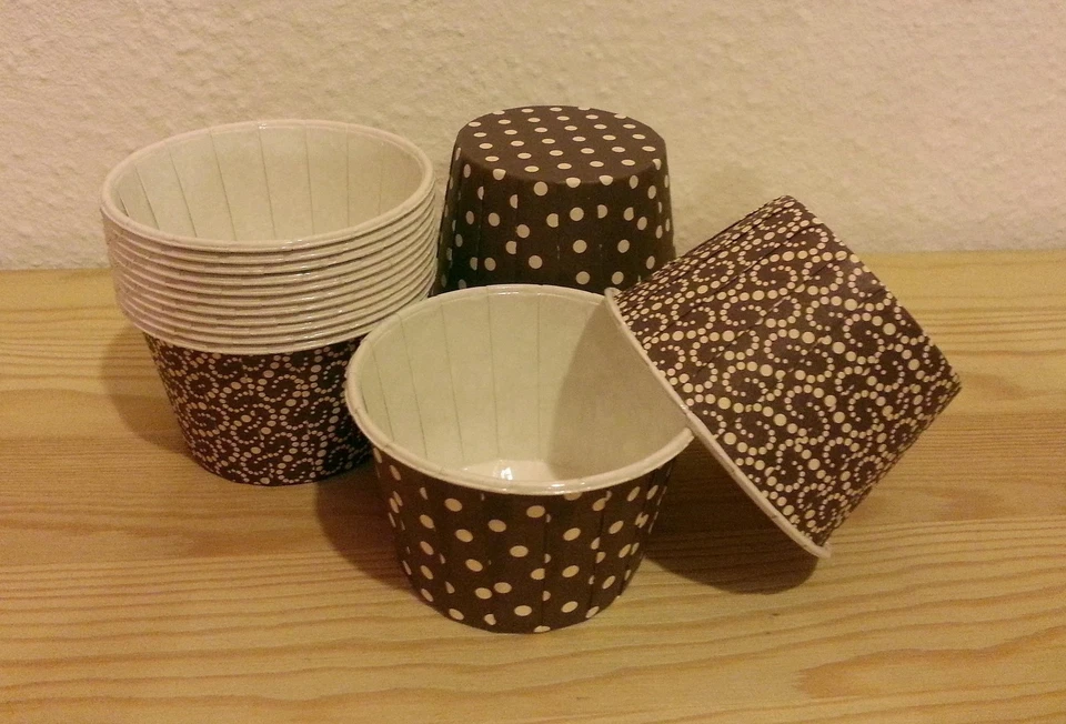 Backform/Crinkle Cups aus Papier „SCHOKO“ maxi - 24 Stück, Cupcake, Muffins - Bild 1 von 1