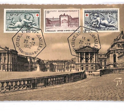 FRANCE Postcard 1952 *Chateau de Versailles* Hex VIEW-SIDE Red Cross PX301 - Image 1 of 4