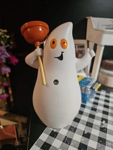 Hallmark Jokin In The John Ghost w/Plunger Motion Activated with Tags FUN! - Picture 1 of 4