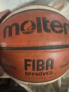 Molten Basketball Official Certification Competition Basketball Standard Size 6 - Picture 1 of 2