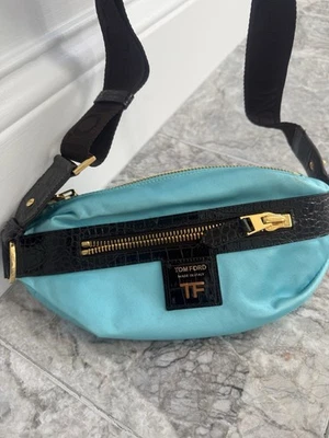 Bolso de cintura adornado turquesa TOM FORD Logo correa de lona Foto 1 de 4