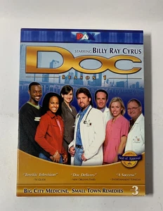 Doc Season One DVD, 2004, 3-Disc Set Billy Ray Cyrus PAX Complete Season 1 - Foto 1 di 4
