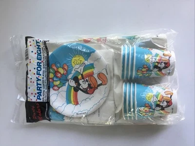 Paquete de feliz cumpleaños de Mickey Mouse de colección fiesta para 8 fabricantes de fiestas en la playa EE. UU. NOS Foto 1 de 4