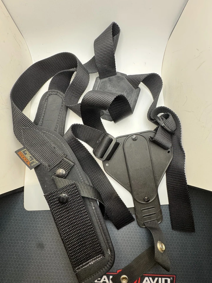 Uncle Mike's Sidekick Vertical Shoulder Holster RH for "Under left arm"  Size 5 - Image 1 of 1