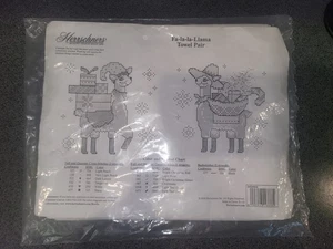 Juego de toallas de navidad Herrschners punto de cruz estampado fa la llama x2 nuevo en paquete - Imagen 1 de 5
