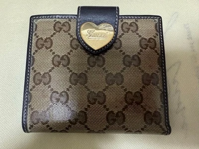 Gucci Braun GG Kartenetui Klapp Geldbörse Herz Elegant Freizeit Accessoires E525 - Bild 1 von 4