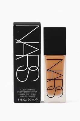 NARS ALL DAY WEIGHTLESS LUMINOUS FOUNDATION - DARK 3 BENARES - 30ml - Image 1 of 2