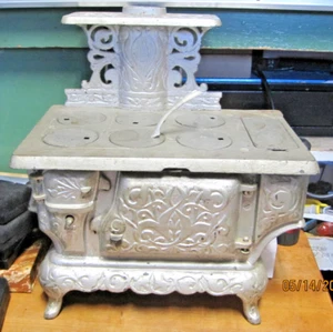 Antique Cast Iron Salesman Sample Display Large Cook Stove - Picture 1 of 7