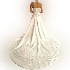 Allure Bridals Ball Gown - Picture 1 of 13