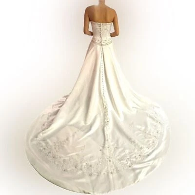 Vestido de baile Allure Bridals - Imagem 1 de 4