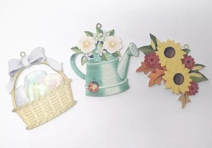 Ostern Frühling Ornament Menge 3 Blumen Gießkanne Gartenarbeit 4"  - Bild 1 von 9