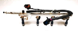 GM OEM 12602482 Fuel Rail Assembly 2006-2012 Malibu Cobalt Pontiac G5 G6 HHR - Picture 1 of 9