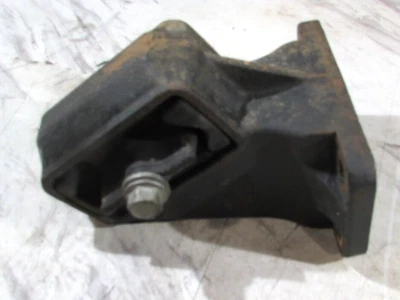 LH LEFT ENGINE MOTOR MOUNT, 2013-18 DODGE RAM 2500/3500 6.7L (Q1NI01) Foto 1 de 4