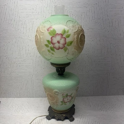 Lámpara Lo que el viento se llevó diseño de rueda de carro antiguo 24" verde claro de colección floral Foto 1 de 4