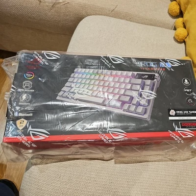 ASUS ROG 75% Azoth RGB Gaming Keyboard, NX Snow switches, white Read description - Image 1 of 4