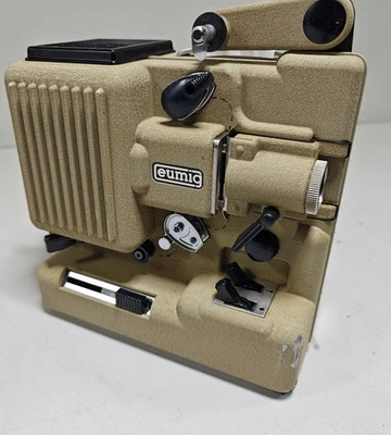 Eumig P8 Projektor - Ungetestet, Für Teile/Reparatur - Bild 1 von 4