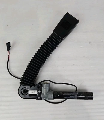 BMW 528I 535I 550I 2008-2010 - Hebilla/receptor de cinturón de seguridad delantero derecho 7210888 Foto 1 de 4