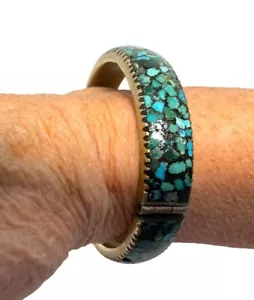 Vintage Inlaid Turquoise Mosaic Style Bangle Bracelet Unique Clasp Artisan India - Picture 1 of 19