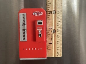 Miniature Coca Cola Dispenser Refrigerator Magnet - Picture 1 of 6