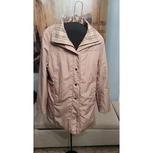 Burberry Tan Trench Coat Women Size Medium - Picture 1 of 11