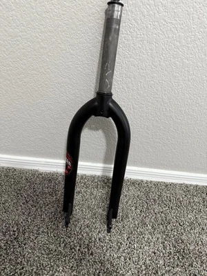 Stranger Crux 叉 — 第 1/4 张图片