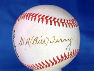 Bill Terry Psa/dna Authenticated Signed National League Baseball Autograph - Picture 1 of 1