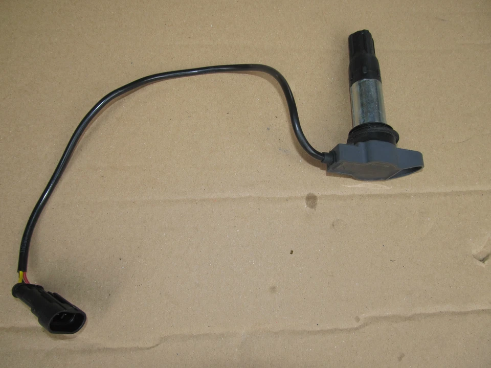 APRILIA SL 750 SHIVER ZÜNDSPULE ZÜNDKERZENSTECKER MOTOR ZÜNDUNG  2007-09 - Изображение 1 из 1