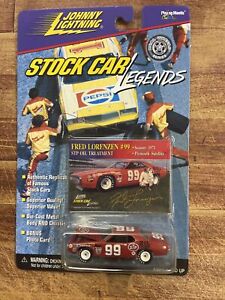 Johnny Lightning 1:64 1999 Feed Lorenzen #99 Stock Car Legends- Plymout