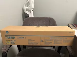 Genuine Konica Minolta TN210Y Yellow Toner Cartridge 8938-506 NEW OEM - Picture 1 of 2