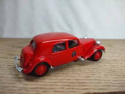 Solido Citroen 15 Six Red 1/43 Scale Great Condition Made In France - Image 1 of 4