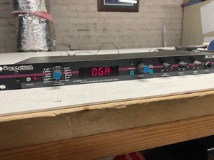 Rocktron BASS Guitar Rack Processor USA Guitar Rack Technology HUSH Vintage - Picture 1 of 6