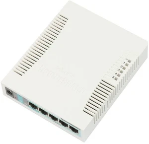 MikroTik RB260GS RouterBOARD 260GS 5-port - Picture 1 of 1