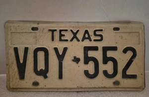 Vintage 73-74 Texas License Plate "VQY 552" - Imagen 1 de 4