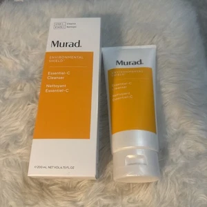 Detergente Murad Essential-C - Foto 1 di 3