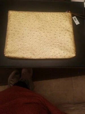 Funda de cuero premium para portátil Banana Republic nueva con etiquetas  Foto 1 de 3