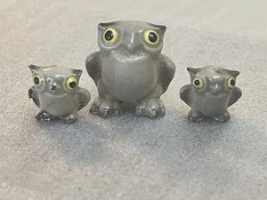 Juego de 3 miniaturas de cerámica vintage Hagen-Renaker bebé búho gris familia - Imagen 1 de 12
