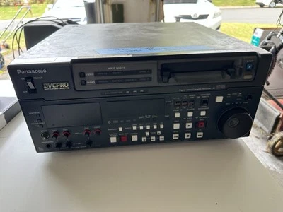 Grabadoras de casete de video digital Panasonic AJ-D750 Foto 1 de 4