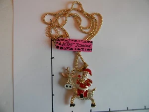 BETSEY JOHNSON - JEWELRY - JEWELED SANTA RIDING REINDEER PENDANT NECKLACE NEW - Picture 1 of 4