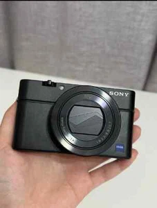 Sony RX100 III 20.1 MP Compact Digital Camera w/1-inch Sensor ZEISS Zoom Lens - Picture 1 of 7