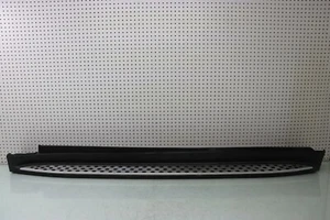 09 2009 MERCEDES ML550 ML X164 DOOR STEP SILL OUTSIDE TRIM LEFT DRIVER SIDE - Picture 1 of 9