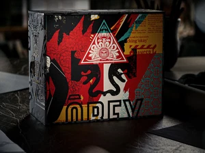 OBEY 6 DECK BOX SET - Luxus lizenzierte Spielkarten von theory11 - Bild 1 von 15