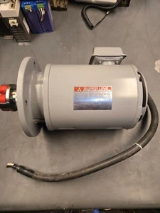 Mitsubishi Super Line Drehstrom-Induktionsmotor SB-JRV / 7L840 - Bild 1 von 7