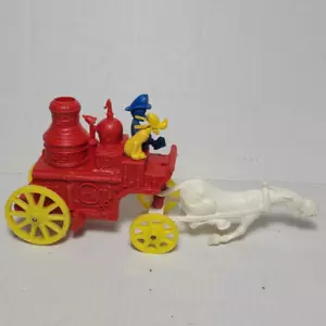 1950s Auburn Rubber Horse Drawn Fire Engine Disney Vintage Donald Duck - Pluto - Picture 1 of 10