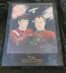 KC Con 1999 Star Trek Leonard Nimoy & John de Lancie handsigniertes Foto 282/300 - Bild 1 von 3