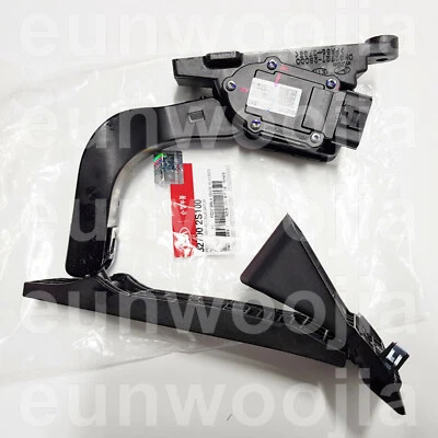 OEM Accelerator Pedal Hyundai Tucson 2010-2017 KIA Sportage 2011-2016 327002S100 - Image 1 of 4