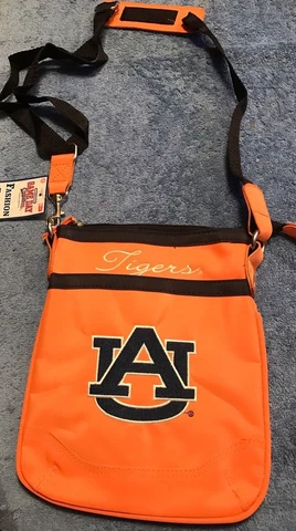 NWT Auburn University Tigers AU Ladies Purse Handbag W/adjustable Shoulder Strap Cover