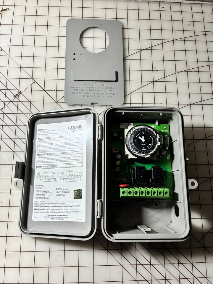 Intermatic Gm40av Electromechanical Timer,24Hr,3R,40A - Image 1 of 3