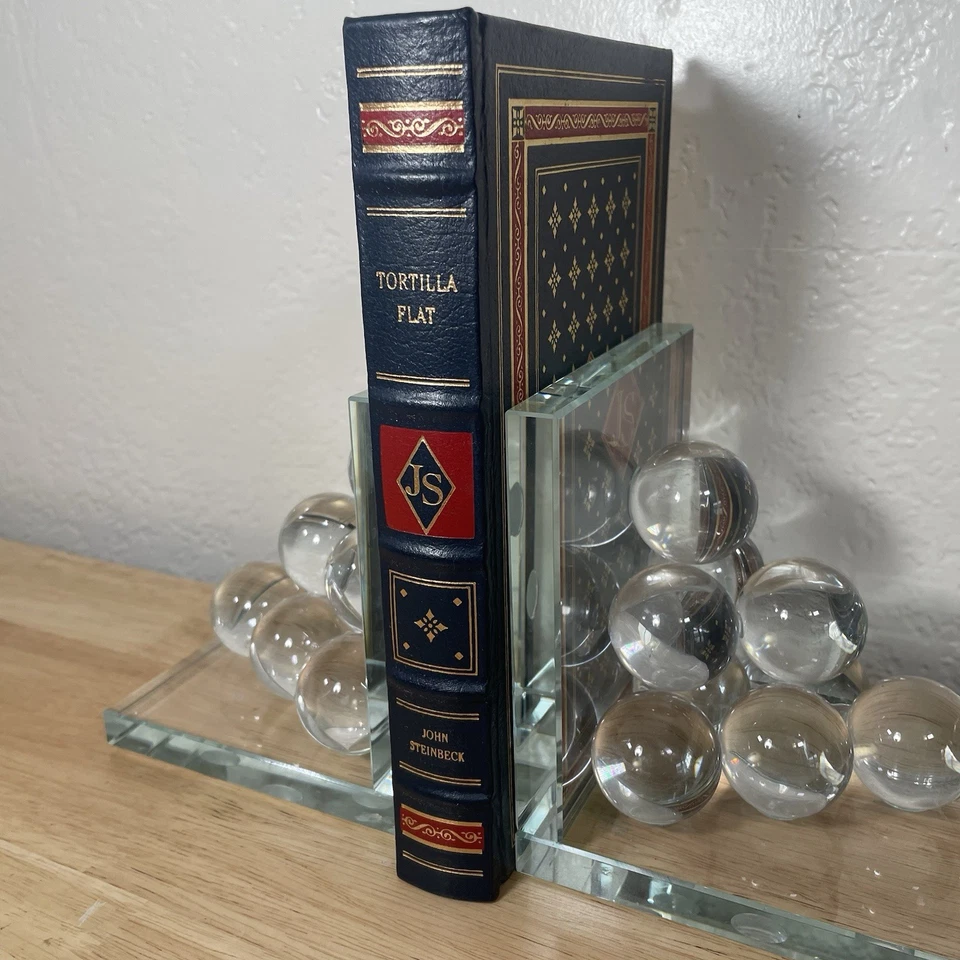 Easton Press Books Tortilla Flat by John Steinbeck Collectors Edition Leather Foto 1 de 4